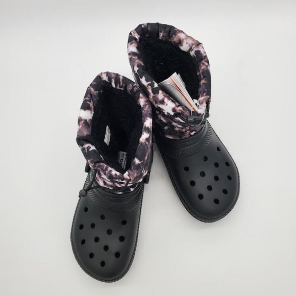 Crocs Classic Lined Neo Puff Shorty Tie Dye Boots- NWT - Picture 2 of 8
